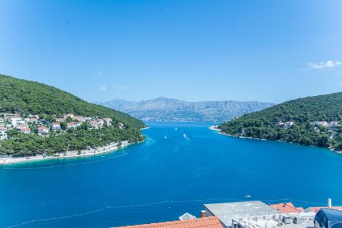 Pucisca Apartment | Apartment Paradise Island