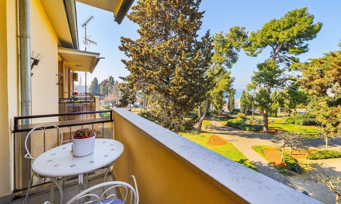 City Center Apartment | Apartment Peschiera with balcony in Porec