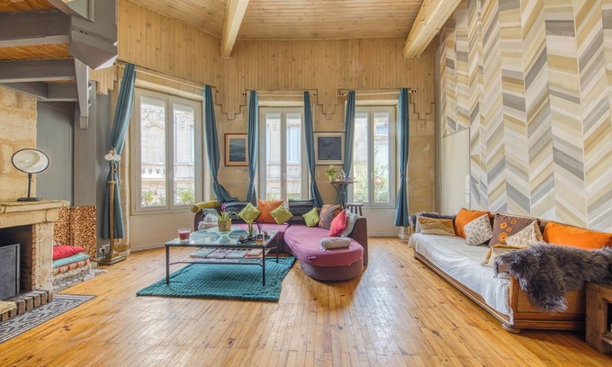 Capucins - Victoire Apartment | Apartment 'Plein Centre Duplex' with Wi-Fi