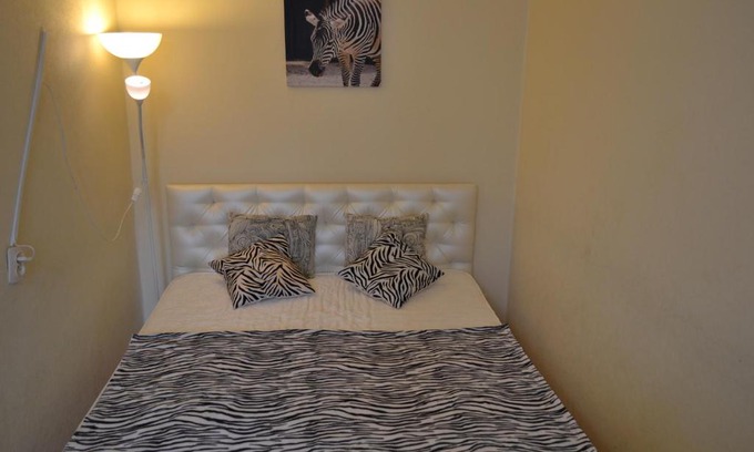 Leninskiy rayon Apartment | Apartment Posutočno