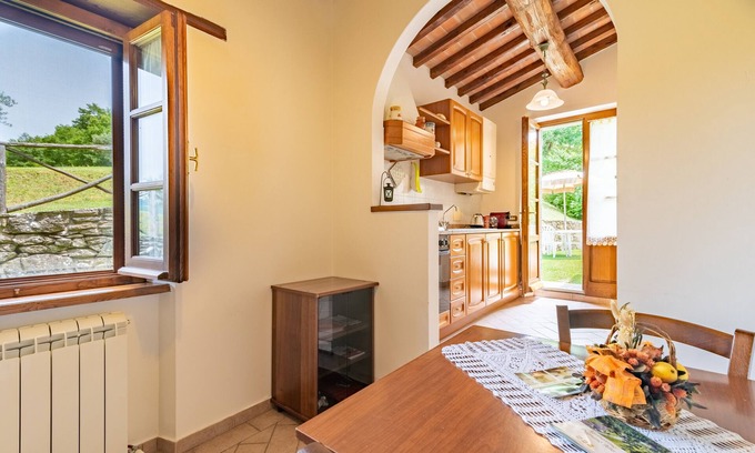 Lisciano Niccone Other | Apartment "Pugnano Alto - Grano" with Shared Pool and Wi-Fi