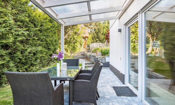 Niedereschach Apartment | Apartment 'Reinbold' with Private Terrace, Private Garden and Wi-Fi