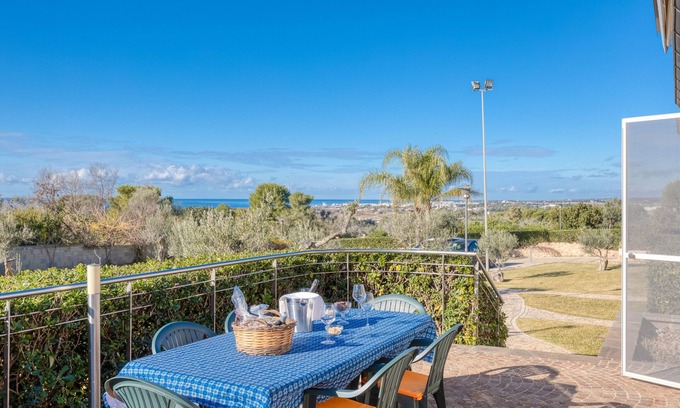 Fontanelle Apartment | Apartment 'Residence Margherita - Lavanda' with Sea View, Wi-Fi and Air Conditioning