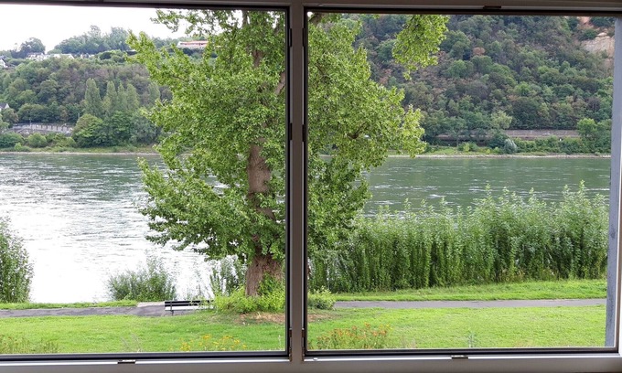 Neuendorf Apartment | Apartment 'Rheinblick Wohnung 3' with Shared Terrace and Wi-Fi