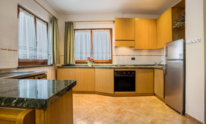 Roncone Apartment | Apartment "Roncone" with Mountain View & Wi-Fi