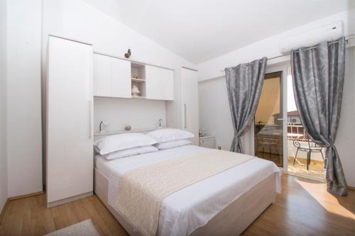 Tucepi Apartment | Apartment & Rooms Meri Tučepi