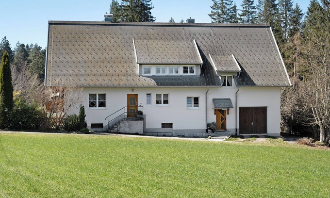 Sankt Georgen im Schwarzwald Apartment | Apartment 'Schartenschmiede' with Private Garden and Wi-Fi