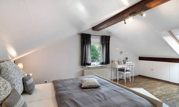 Ottersweier Apartment | Apartment 'Schwarzwaldtani - Dörfle' with Mountain View, Wi-Fi and Air Conditioning