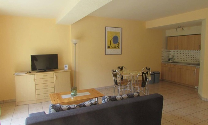 Sankt Aldegund Apartment | Apartment, shower, WC, river view - Residence Moselstausee