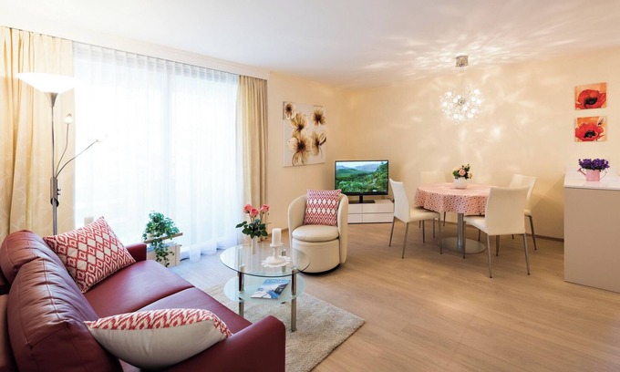 St. Moritz Apartment | Apartment Skyline 109