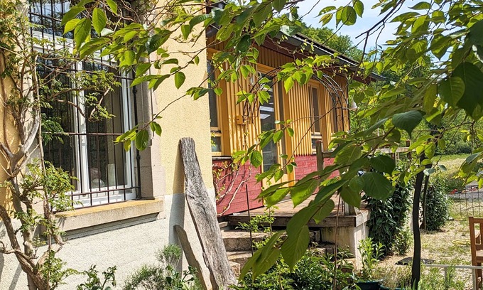 Bad Waldsee Apartment | Apartment 'Sonnenzimmer' with Private Terrace and Shared Garden