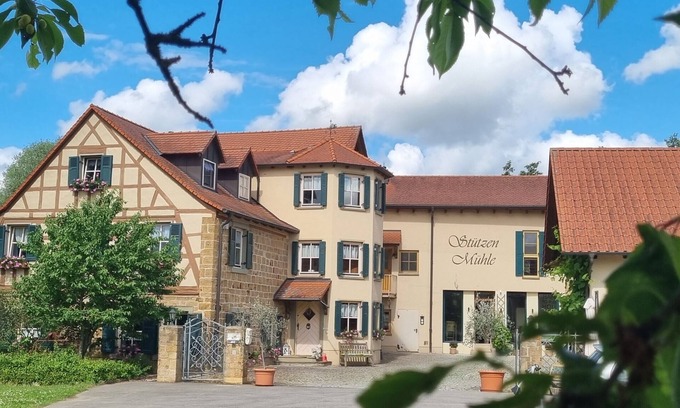 Hassfurt Apartment | Apartment 'Stützenmühle' with Private Terrace and Wi-Fi