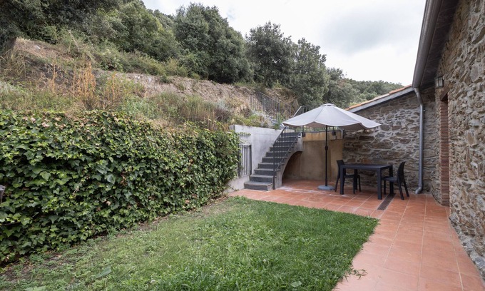Fogars de Montclus Apartment | Apartment 'Suite 2' with Mountain View, Wi-Fi and Air Conditioning