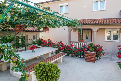Sikici Apartment | Apartment Sunčica