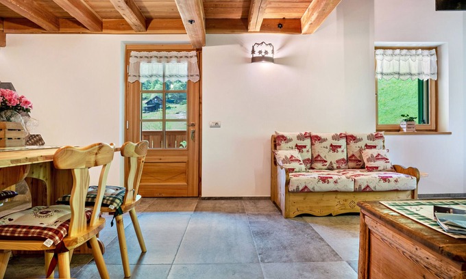 Rabbi Apartment | Apartment 'Sussurro Del Ruscello' with mountain view, shared garden and Wi-Fi