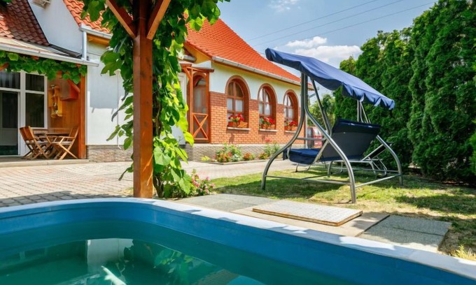 Balatonszarszo Apartment | Apartment Swing by Interhome