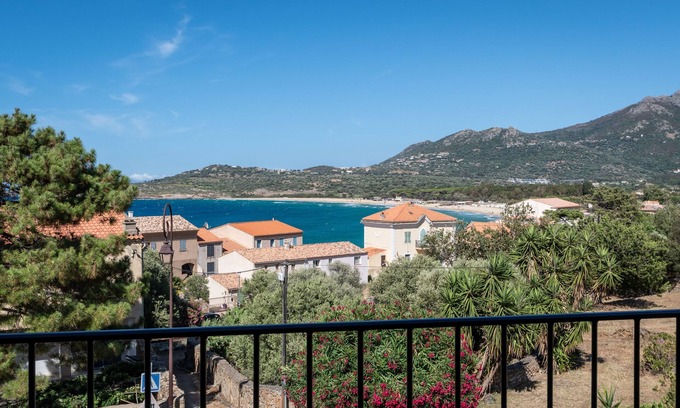 Algajola Apartment | Apartment T2 1st Floor New, a few meters from the beach