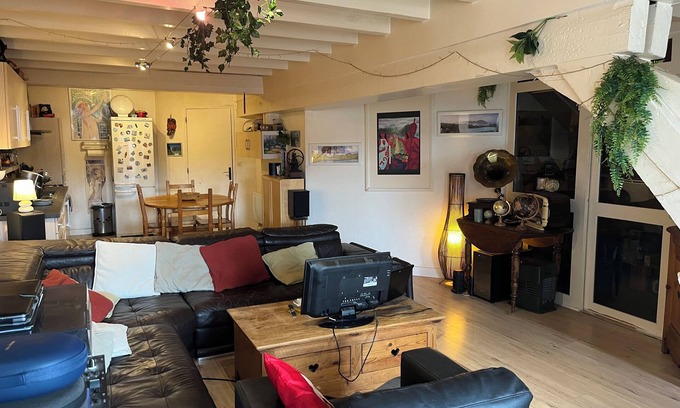 Pontarlier Apartment | Apartment T5 Pontarlier center, 3 bedrooms with cachet 20 min Metabief & Lac