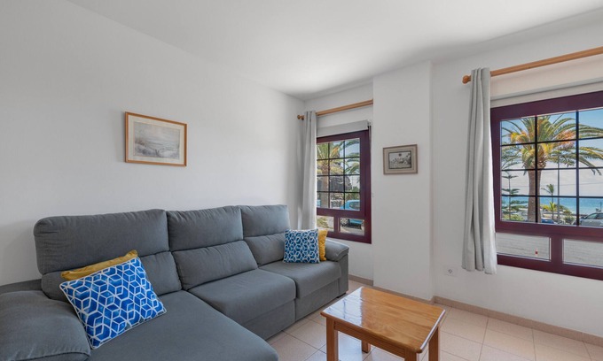 Puerto de Tazacorte Apartment | Apartment 'Tazacorte' with Sea View and Wi-Fi