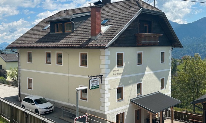 Oberdrauburg Apartment | Apartment 'Unterkreuter' with Mountain View, Shared Garden and Wi-Fi