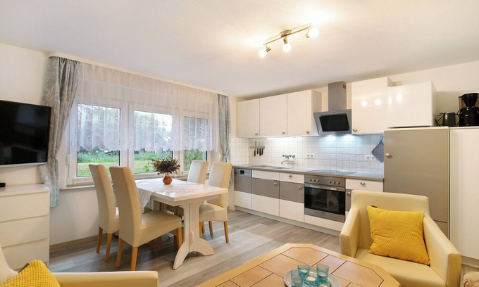 Blankenburg Apartment | Apartment 'Vacations In The Uckermark' with Private Terrace, Private Garden and Wi-Fi