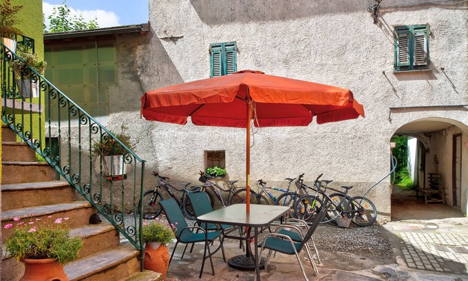 Villanoce Apartment | Apartment 'Villa Dansio' with Mountain View, Shared Terrace and Wi-Fi