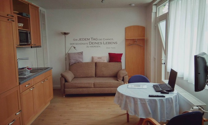 Steinbach Apartment | Apartment w. Garden/terrace and good connection to Frankfurt