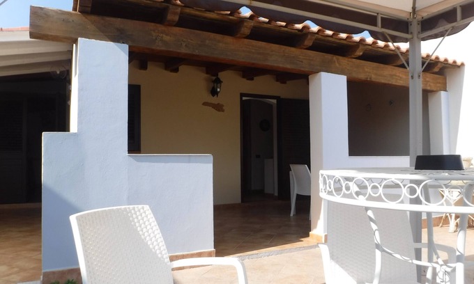 Lampedusa Apartment | Apartment with garden 3