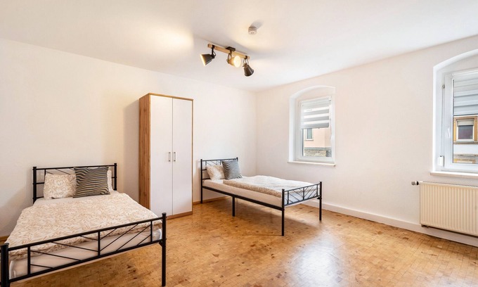 Riesa Apartment | Apartment 'Weida' with Wi-Fi