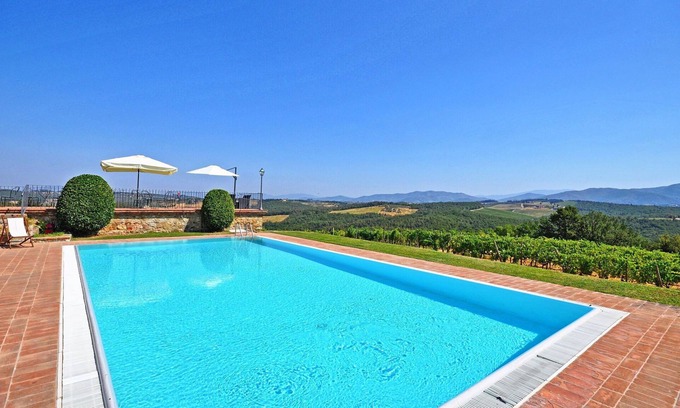 San Casciano in Val di Pesa Apartment | Apartment with pool, WIFI, TV, pets allowed, panoramic view, parking, close to Greve In Chianti