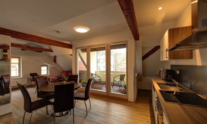 Altstadt Apartment | Apartment with 2 bedrooms and roof terrace in the old town of Görlitz
