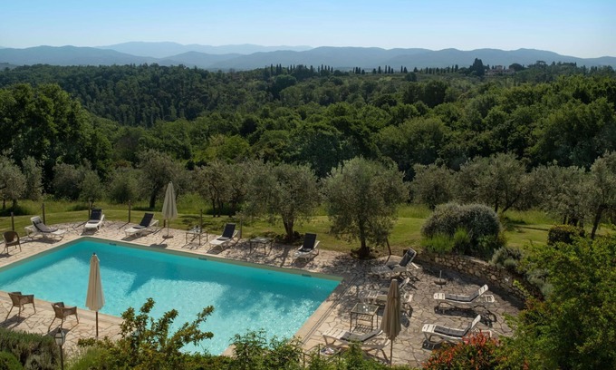 San Casciano in Val di Pesa Apartment | Apartment with A/C, pool, WIFI, TV, terrace, panoramic view, parking, close to Greve In Chianti