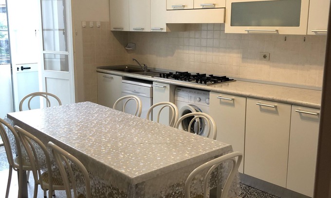 Noli Apartment | Apartment with balcony
