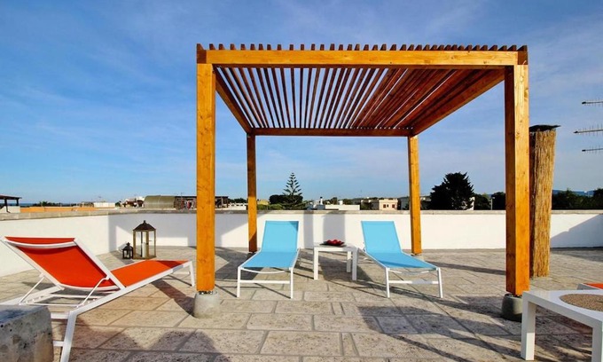 Torre Canne Apartment | Apartment with balcony in Torre Canne