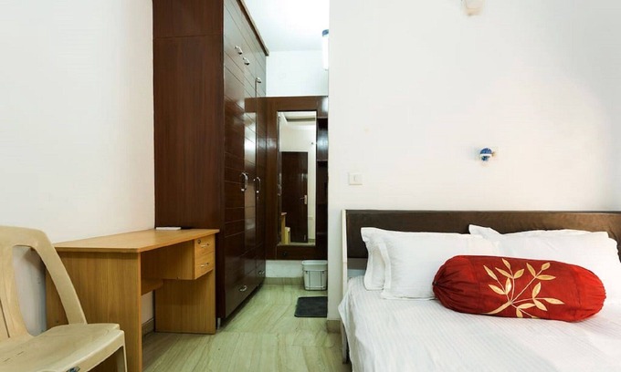 Tilak Nagar Apartment | Apartment with comfort & privacy of a hotel