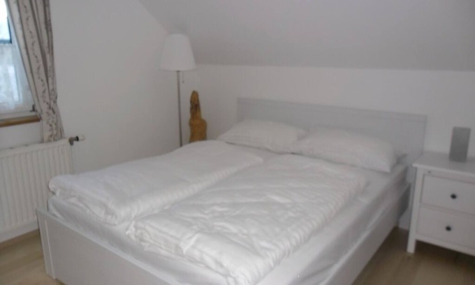 Lackenhof Apartment | Apartment with in-house ski school and ski rental