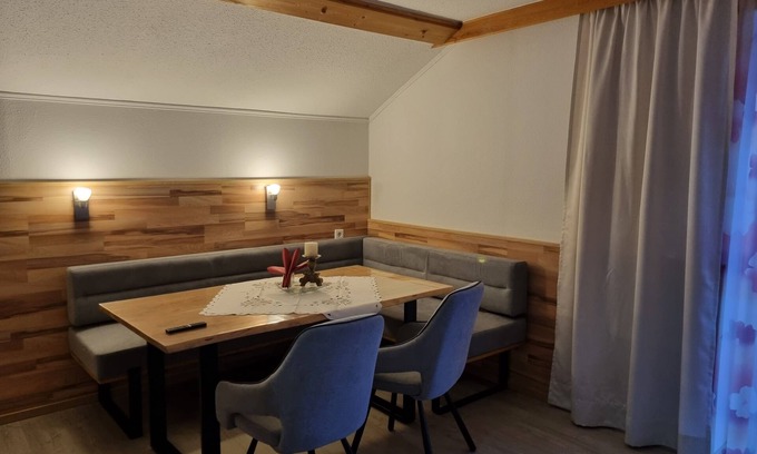 Flattach Apartment | Apartment with mountain views for 4 to 6 people