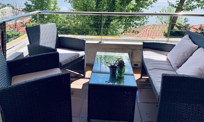 Portonovo Condo | Apartment with pool in Portonovo