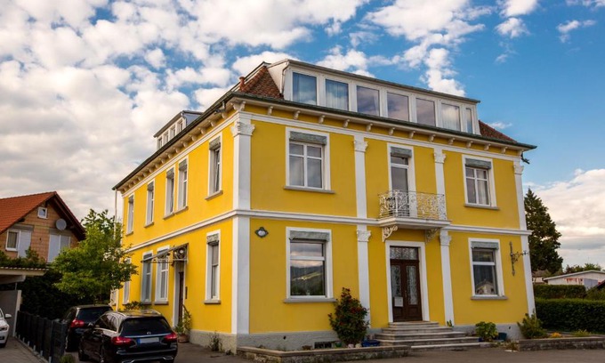 Sigmarszell Apartment | Apartment Yellow