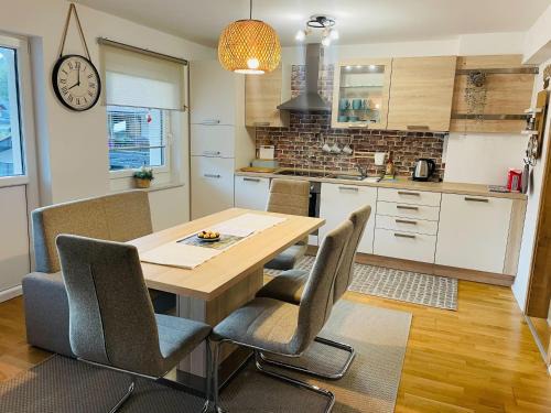 Kranjska Gora Apartment | Apartment Zala with Sauna