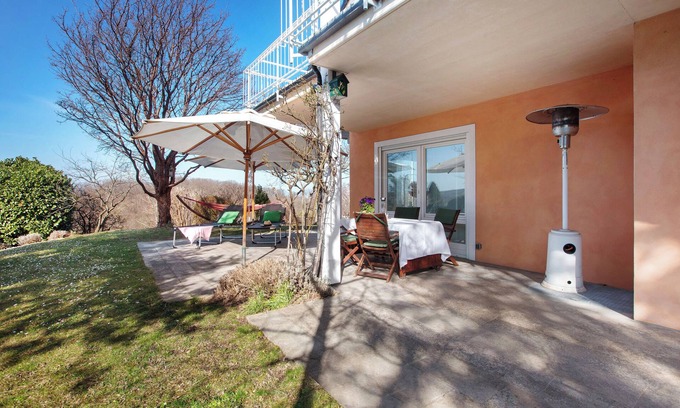 Badenweiler Apartment | Apartment 'Zwergenweg' with Private Terrace, Private Garden and Wi-Fi