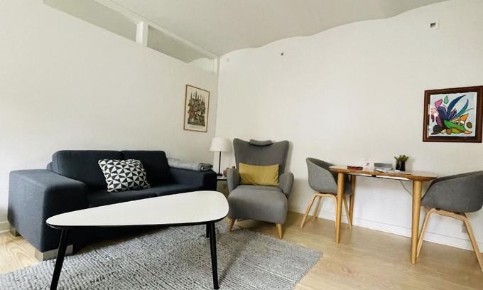 Indre By Apartment | ApartmentInCopenhagen Apartment 1207