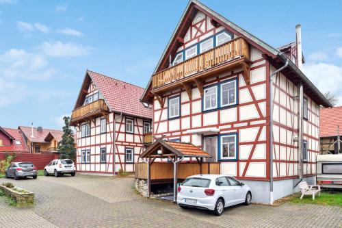 Craula Apartment | Apartments am Hainich - 59m2, 4 Personen, Küche, Netflix, Parken, Hunde Willkommen, Nationalpark