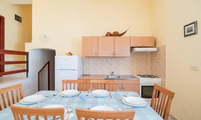 Postira Apartment | Apartments Ana & Bogdan - Two Bedroom Apartment with Terrace (A4) (ST)