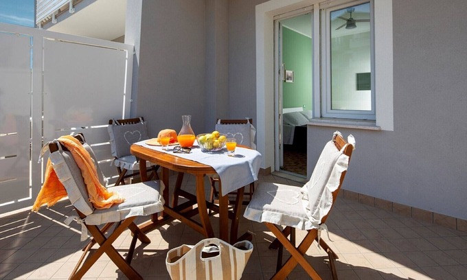 Miramare Apartment | Apartments in Miramare di Rimini 150 meters from the Sea - Ross 2/A