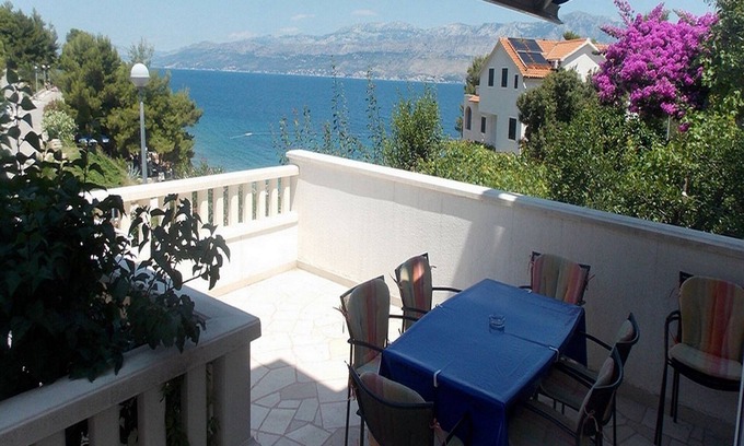 Postira Apartment | Apartments Ivo - Three bedroom apartment with terrace and sea view (A1)