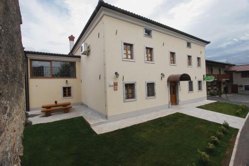 Matavun House | Apartments Janks