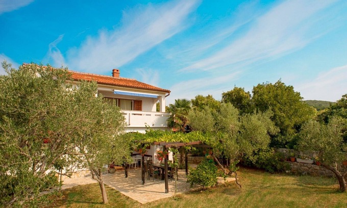 Kornic Apartment | Apartments Mane, (15236), Kornić, Croatia