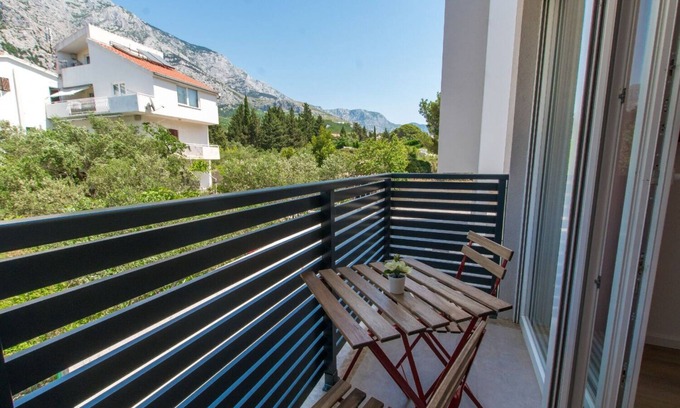 Dugis Apartment | Apartments Mario (11167-A3) - Makarska