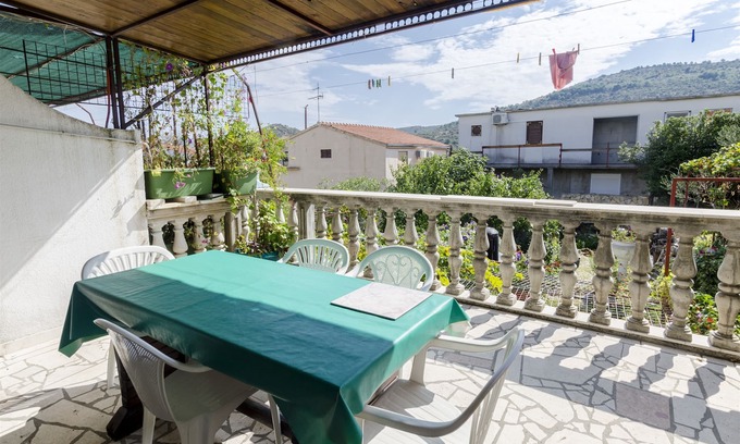Podglavica Apartment | Apartments Miodrag (12831-A1) - Stupin Celine